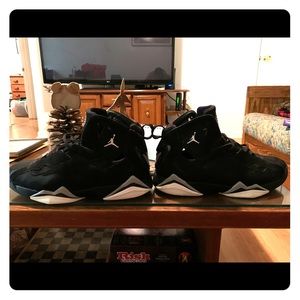 Jordan True Flight 17s